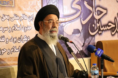 تصاویر / همایش بزرگداشت آیت الله  خادمی  «خادم شریعت و نهضت» در اصفهان