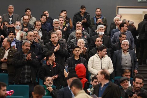 تصاویر/جشن بزرگ «حضور تا ظهور» در ششمین روز از دهه مبارک فجر در کاشان