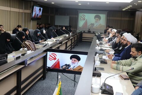 بازدید از آزمایشگاه ملی نقشه‌برداری مغز دانشگاه تهران در حاشیه همایش بین‌المللی