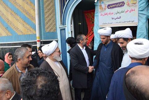 تصاویر/ بدرقه کاروان زائران حسینی مدرسه علمیه امام رضا (ع) میاندوآب به کربلای معلی