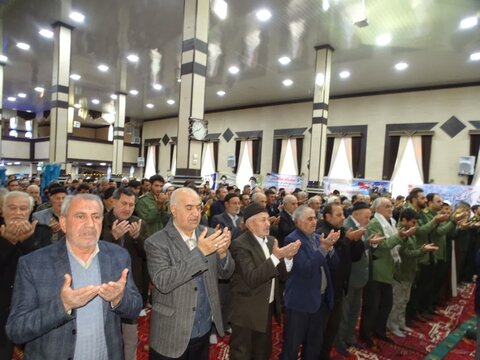 تصاویر/ آیین عبادی سیاسی نماز جمعه چهاربرج