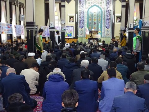 تصاویر/ آیین عبادی سیاسی نماز جمعه چهاربرج