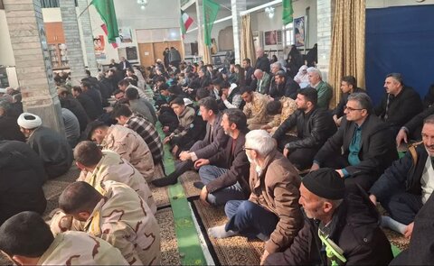 تصاویر/  اقامه نماز جمعه پلدشت