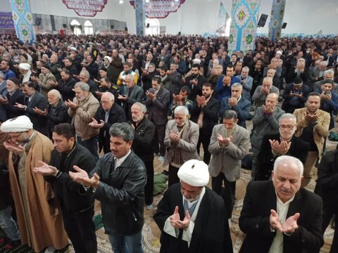 تصاویر/ نمازعبادی سیاسی جمعه کاشان