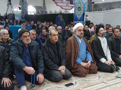 تصاویر/ نمازعبادی سیاسی جمعه کاشان