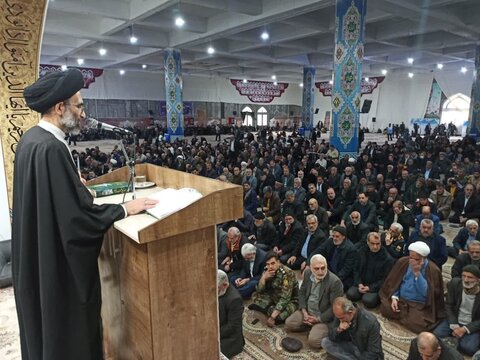 تصاویر/ نمازعبادی سیاسی جمعه کاشان