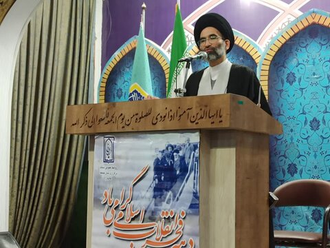تصاویر/ نمازعبادی سیاسی جمعه کاشان