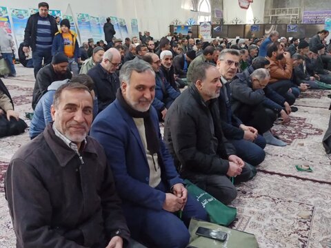 تصاویر/ نمازعبادی سیاسی جمعه کاشان