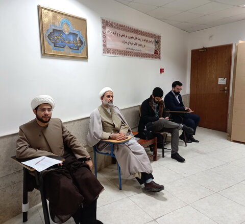تصاویر/ دومین روز کارگاه تلبس طلاب مدارس علمیه منطقه کاشان