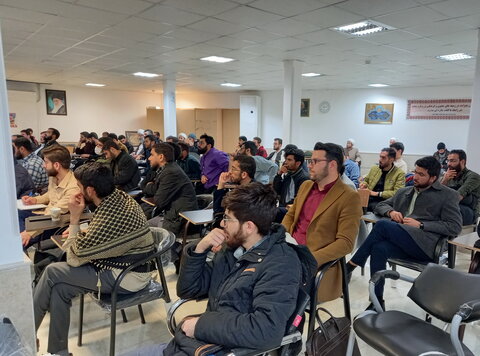 تصاویر/ دومین روز کارگاه تلبس طلاب مدارس علمیه منطقه کاشان