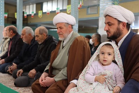 تصاویر/ آیین عبادی سیاسی نماز جمعه نوشین شهر