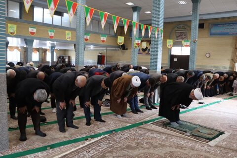 تصاویر/ آیین عبادی سیاسی نماز جمعه نوشین شهر