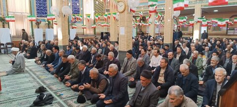 تصاویر/ اقامه نماز جمعه شهرستان شوط