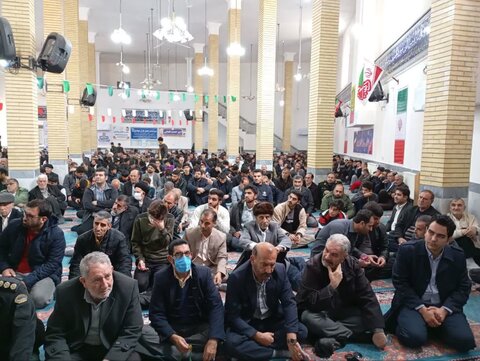 تصاویر اقامه نماز جمعه کوهدشت