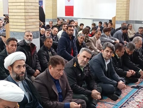 تصاویر اقامه نماز جمعه کوهدشت