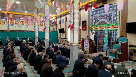 تصاویر/ اقامه نماز جمعه شهر کشاورز