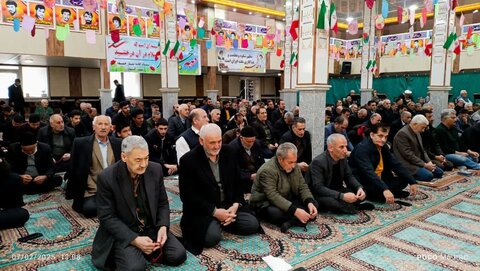 تصاویر/ اقامه نماز جمعه شهر کشاورز