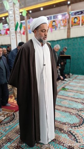 تصاویر/ اقامه نماز جمعه شهر کشاورز