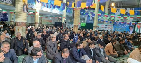 تصاویر اقامه نماز جمعه الیگودرز