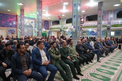 مراسم بزرگداشت شهدای انقلاب کاشان و آران و بیدگل در روستای یزدل