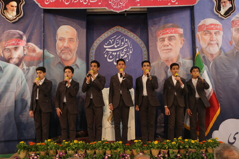 تصاویر / یادواره 216 شهید هیئت بنی فاطمه(س) اصفهان