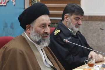 مردم اساس انقلاب اسلامی هستند