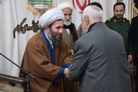 تصاویر/ جشن پیروزی انقلاب در مسجد صاحب الزمان(عج) خوی