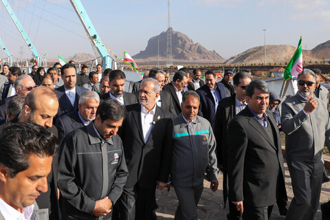 تصاویر/ افتتاح مجتمع‌ تفریحی و گردشگری در سیرجان با حضور رئیس جمهور