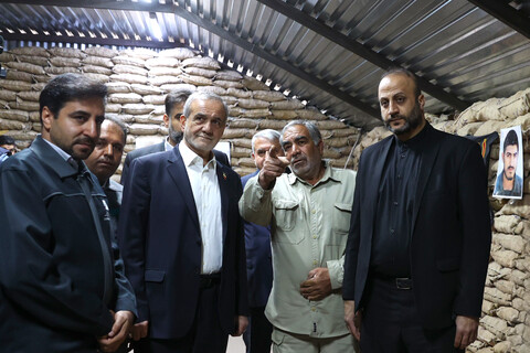 تصاویر/ افتتاح مجتمع‌ تفریحی و گردشگری در سیرجان با حضور رئیس جمهور