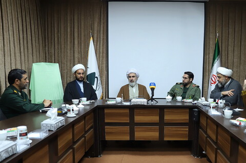 تصاویر/ آین رونمایی از پوستر رویداد رسانه ای یادگار ماندگار حاج شیخ