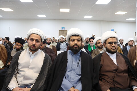 نشست مبلغین استان خوزستان با معاون تبلیغ و امور فرهنگی حوزه های علمیه کشور
