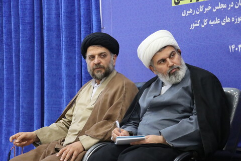 نشست مبلغین استان خوزستان با معاون تبلیغ و امور فرهنگی حوزه های علمیه کشور
