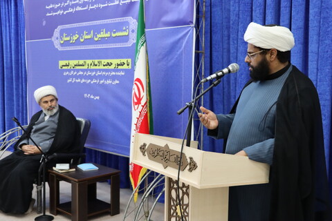 نشست مبلغین استان خوزستان با معاون تبلیغ و امور فرهنگی حوزه های علمیه کشور
