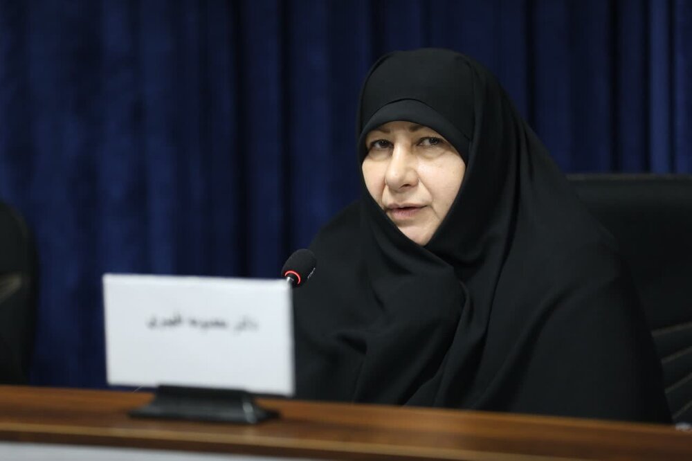 اشتغال زنان از منظر فقهی و اجتماعی؛ چالشها و راهکارها