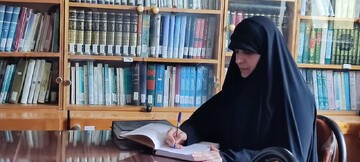 نقش زنان در انقلاب ایران، فراتر از یک مشارکت نمادین بود