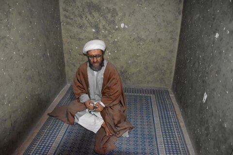 بازدید اساتید خواهر حوزه علمیه خراسان از موزه عبرت