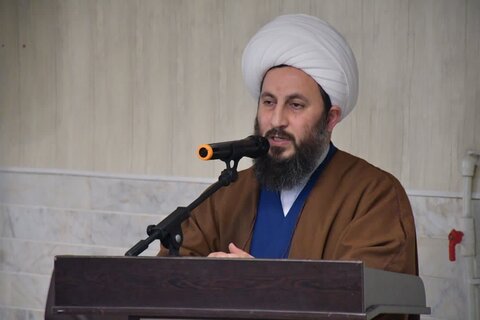 تصاویر/ محفل شعر و روایتگری حماسـه و ایثار  در خوی