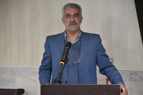 تصاویر/ محفل شعر و روایتگری حماسـه و ایثار  در خوی