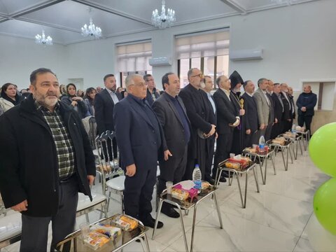 تصاویر/  مراسم گرامیداشت دهه فجر انقلاب اسلامی در کلیسای ارامنه ارومیه