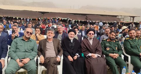 تصاویر جشن بزرگ ایلات و طوایف عشایر لرستان به مناسبت چهل و ششمین سالگرد پیروزی انقلاب اسلامی