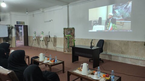 تصاویر/ دوره تخصصی پاسخ به شبهات حوزه زن و خانواده در مرکز مدیریت حوزه علمیه خواهران هرمزگان