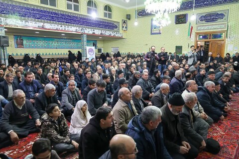 تصاویر | حضور نماینده ولی فقیه در استان آذربایجان شرقی در یادواره شهدای منطقه مارالان