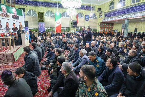 تصاویر | حضور نماینده ولی فقیه در استان آذربایجان شرقی در یادواره شهدای منطقه مارالان