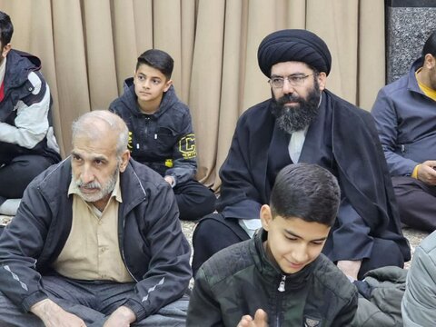 تصاویر/جشن بزرگ انقلاب اسلامی و ولادت با سعادت حضرت علی اکبر (ع) در حسینیه مقدسه سنندج