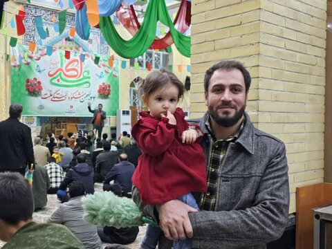 تصاویر/جشن بزرگ انقلاب اسلامی و ولادت با سعادت حضرت علی اکبر (ع) در حسینیه مقدسه سنندج