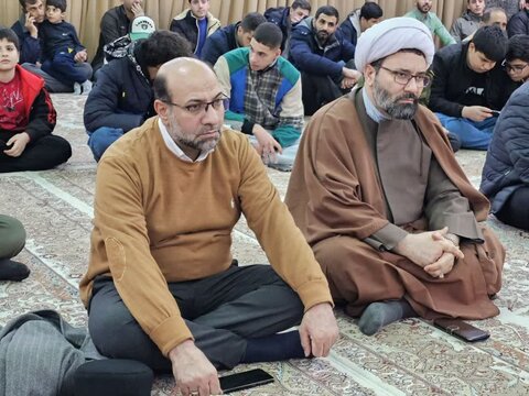 تصاویر/جشن بزرگ انقلاب اسلامی و ولادت با سعادت حضرت علی اکبر (ع) در حسینیه مقدسه سنندج