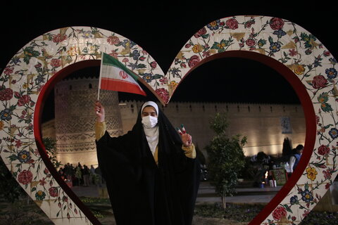 تصاویر| نورافشانی جشن انقلاب اسلامی در ارگ کریمخان