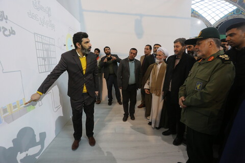 تصاویر / افتتاح نمایشگاه معرفی  فعالیت های برجسته  رده های مقاومت بسیج در استان اصفهان