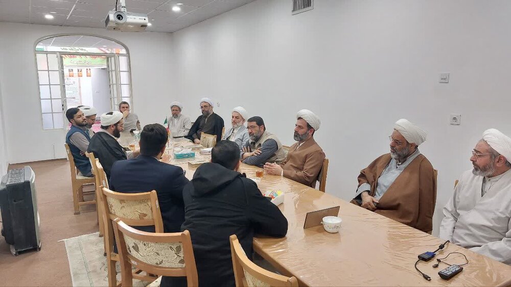 بررسی راههای همکاری ستاد راهبری فناوریهای هوشمند حوزههای علمیه و مرکز تخصصی مهدویت