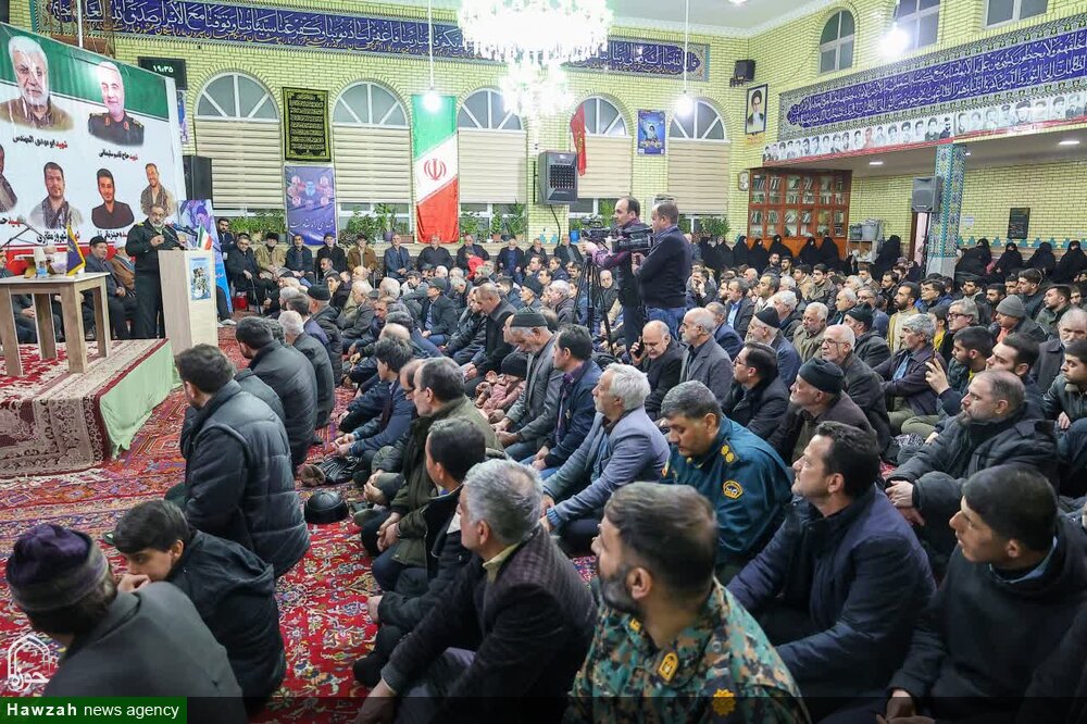 تصاویر | حضور نماینده ولی فقیه در استان آذربایجان شرقی در یادواره شهدای منطقه مارالان